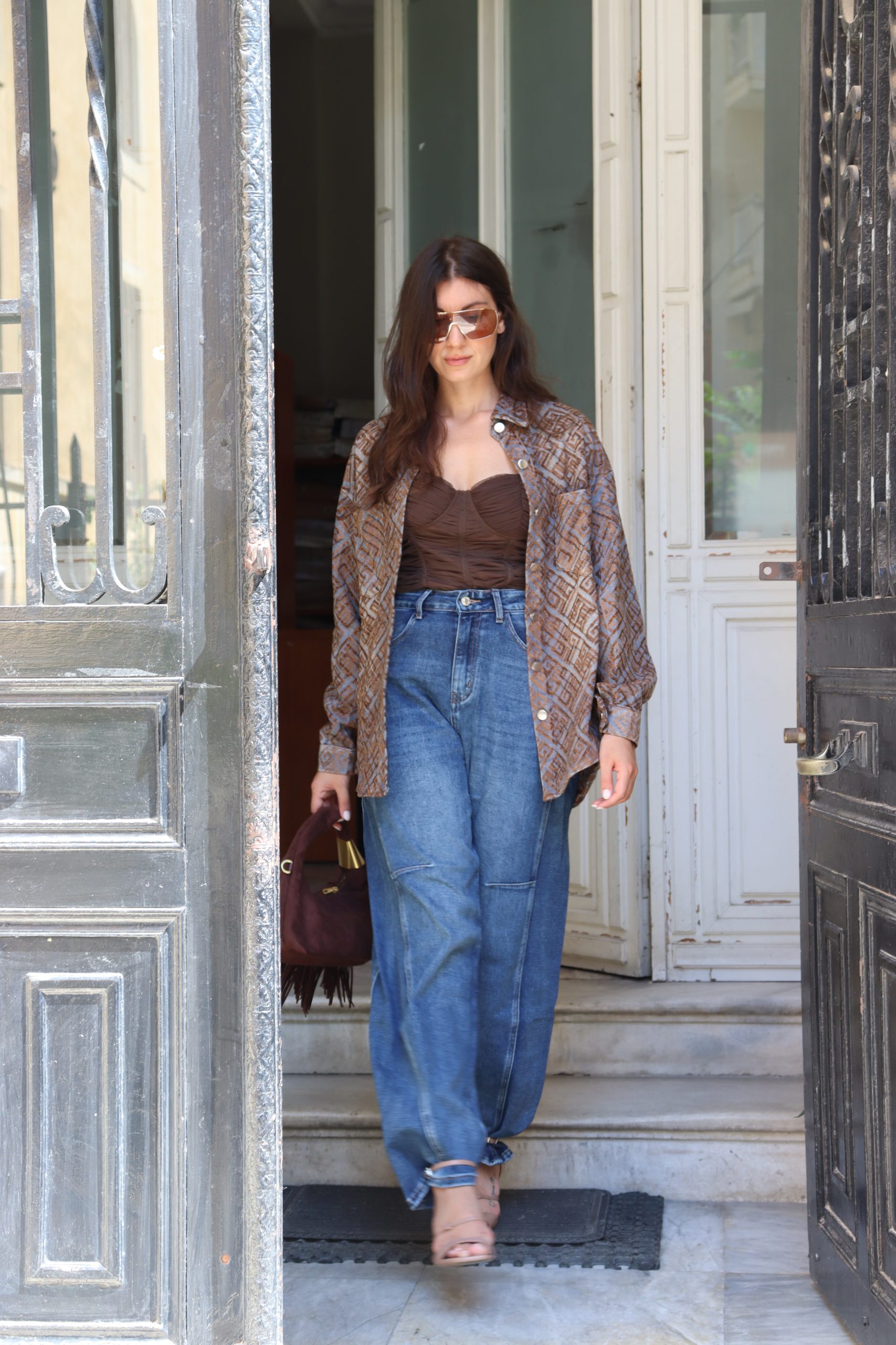 Ψηλόμεσο Barrel leg Jeans με διακοσμητικές ραφές – μπλε denim - Image 2