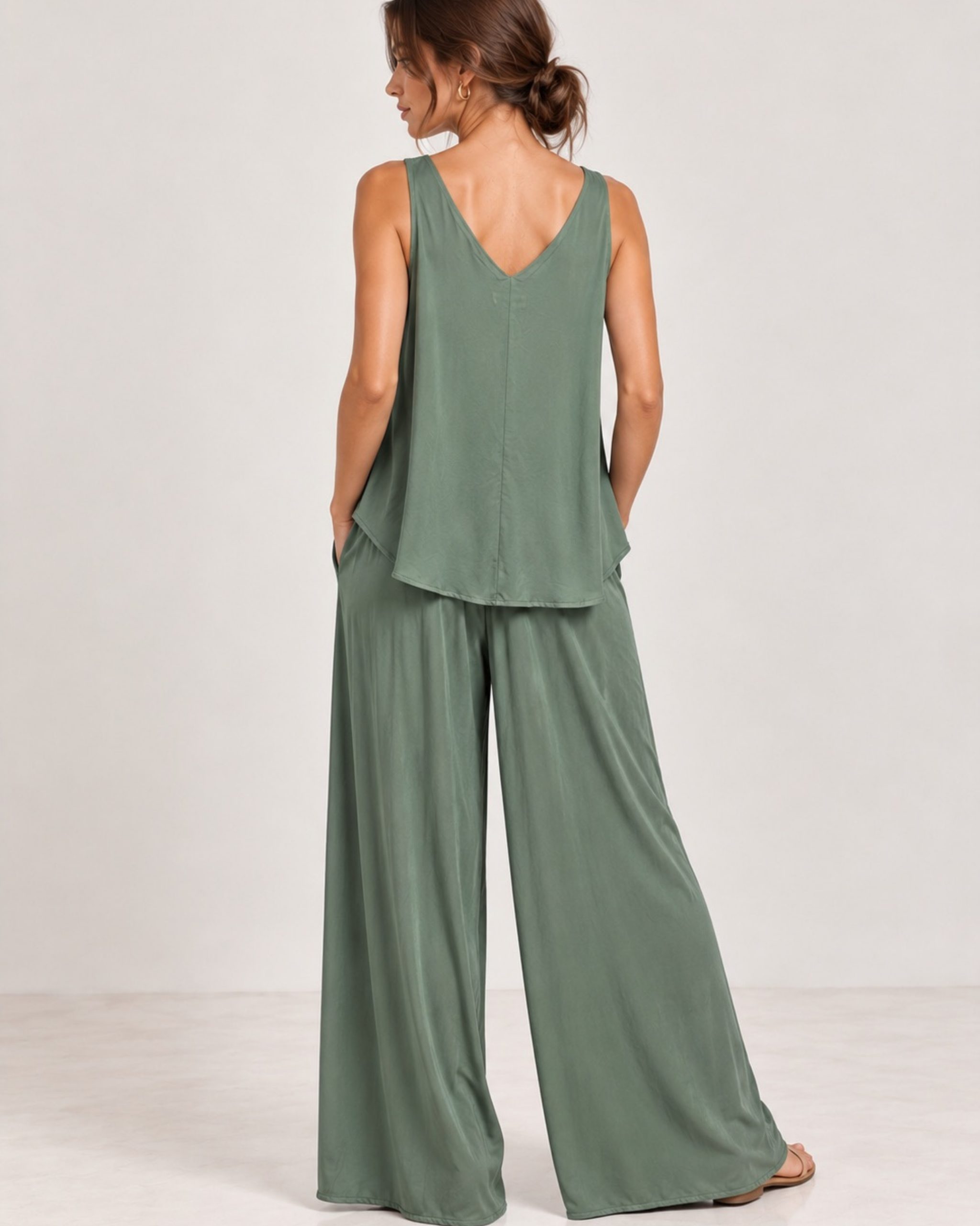 Σατέν σετ σε sage green - Image 3