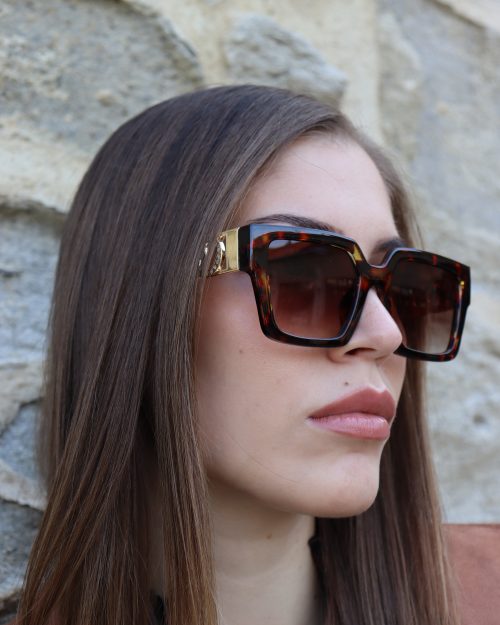 Alternative view of Retro-chic oversized γυαλιά ηλίου