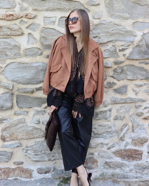 Alternative view of Chic κοντό suede τζάκετ